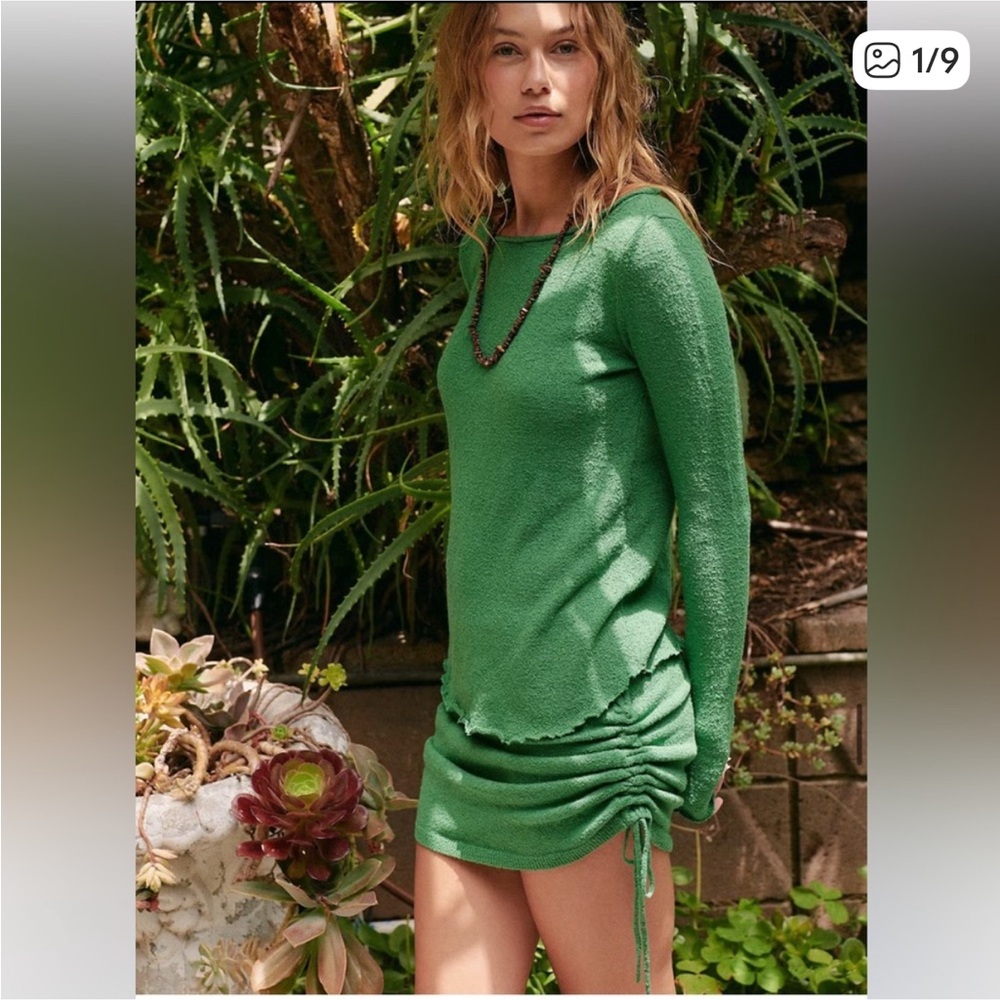 NWOT Free People Beach Cabo
Sweater Mini Skirt Set Size XL